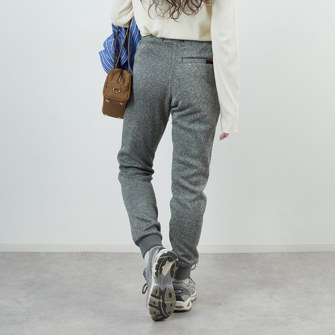 GRAMiCCi [グラミチ] ボンディングニットフリースナローリブパンツ [G2FU-P018] H.GREY &&モデル身長：162cm 着用サイズ：XS&&