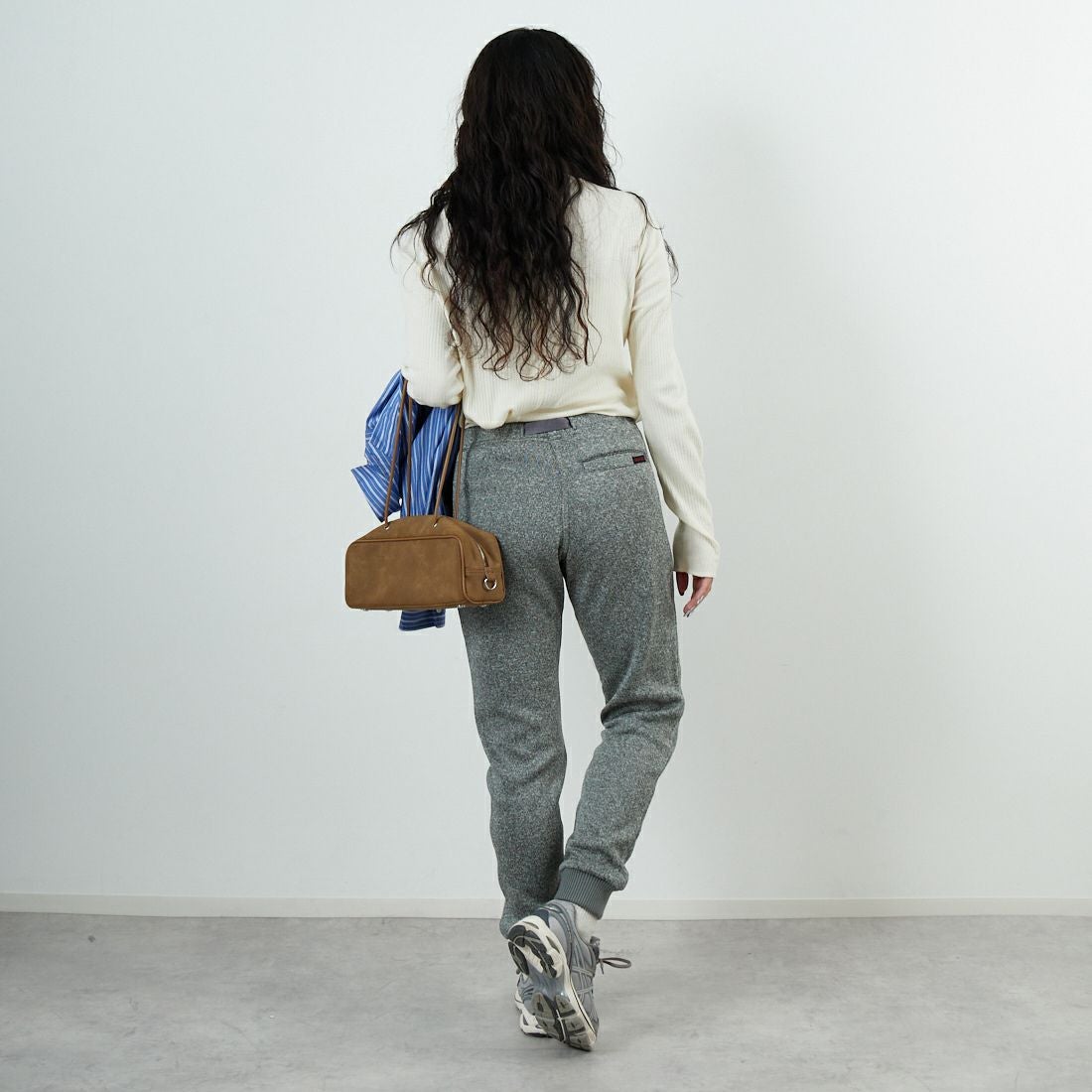 GRAMiCCi [グラミチ] ボンディングニットフリースナローリブパンツ [G2FU-P018] H.GREY &&モデル身長：162cm 着用サイズ：XS&&