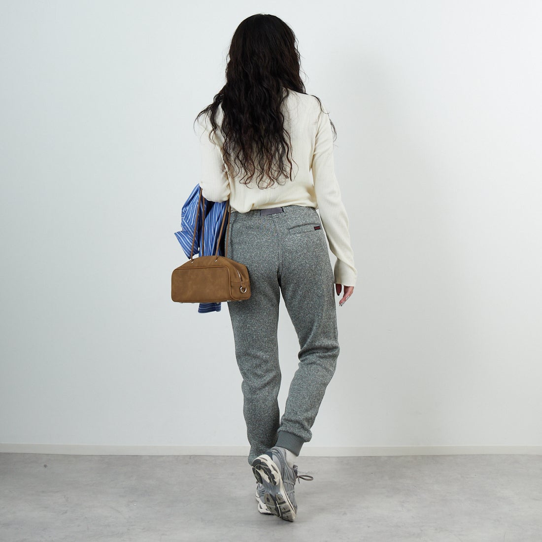 GRAMiCCi [グラミチ] ボンディングニットフリースナローリブパンツ [G2FU-P018] H.GREY &&モデル身長：162cm 着用サイズ：XS&&