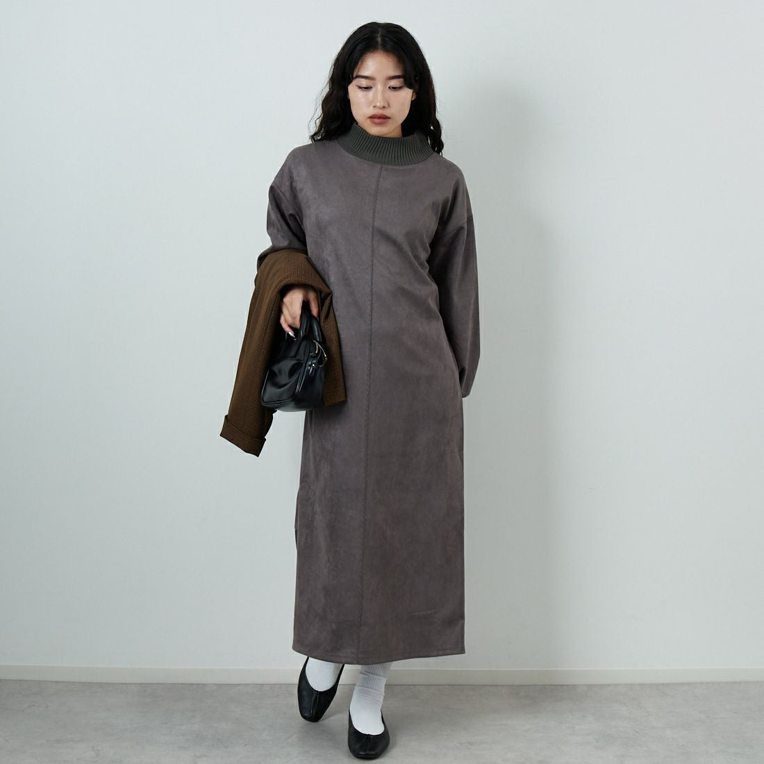 ﾁｬｺｰﾙｸﾞﾚｰ&&モデル身長：162cm 着用サイズ：F&&