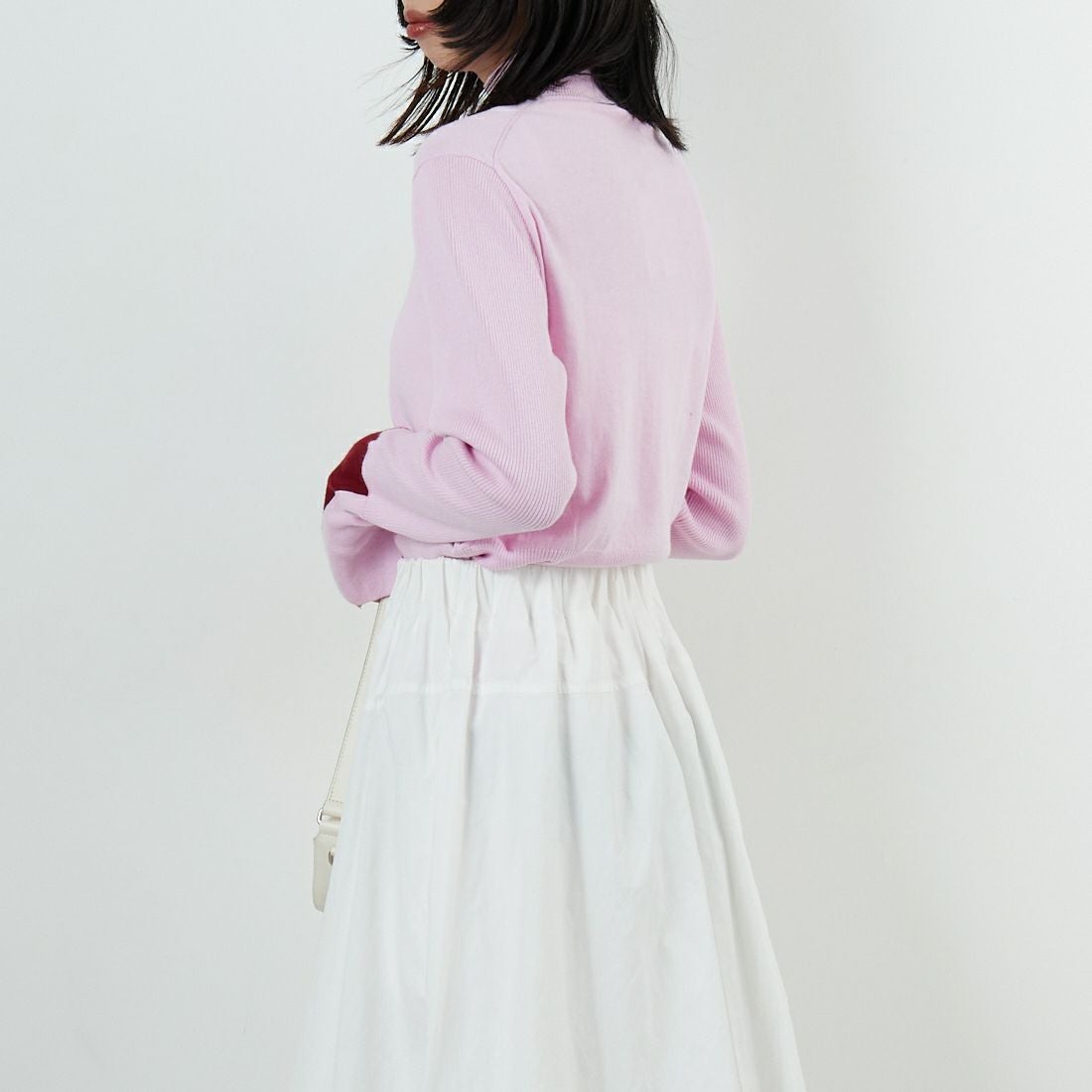 WHYTO. [ホワイト] カラーブロックニット [WHT25FKN4039] LTPINK &&モデル身長：162cm 着用サイズ：F&&