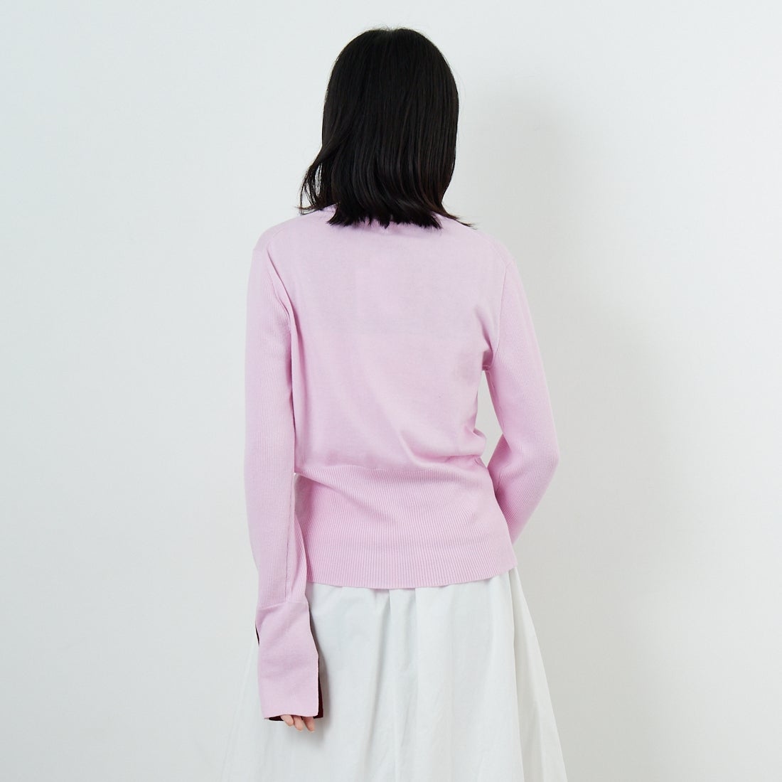 WHYTO. [ホワイト] カラーブロックニット [WHT25FKN4039] LTPINK &&モデル身長：162cm 着用サイズ：F&&
