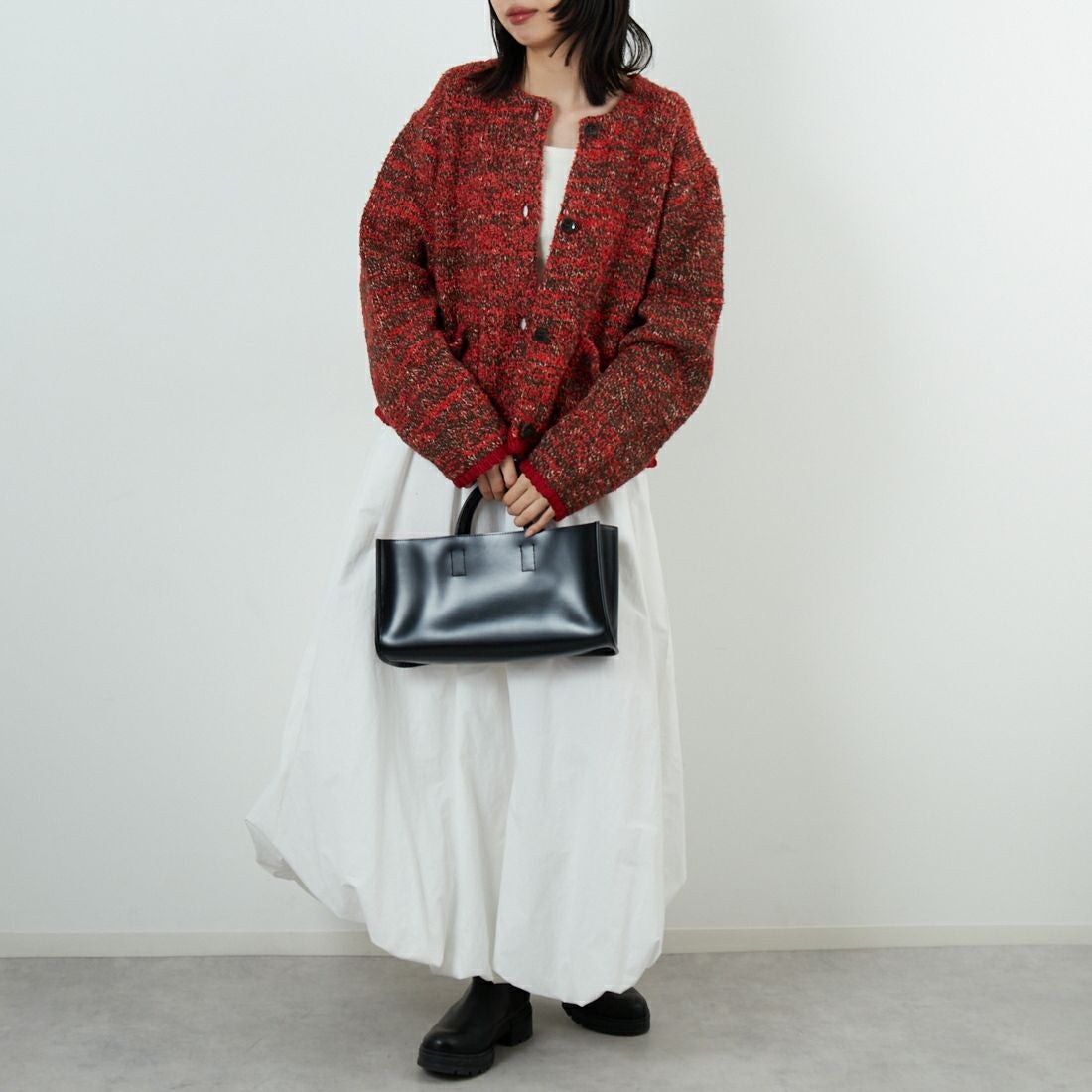 WHYTO. [ホワイト] ミックステープヤーンニットジャケット [WHT25FKN4036] RED &&モデル身長：162cm 着用サイズ：F&&