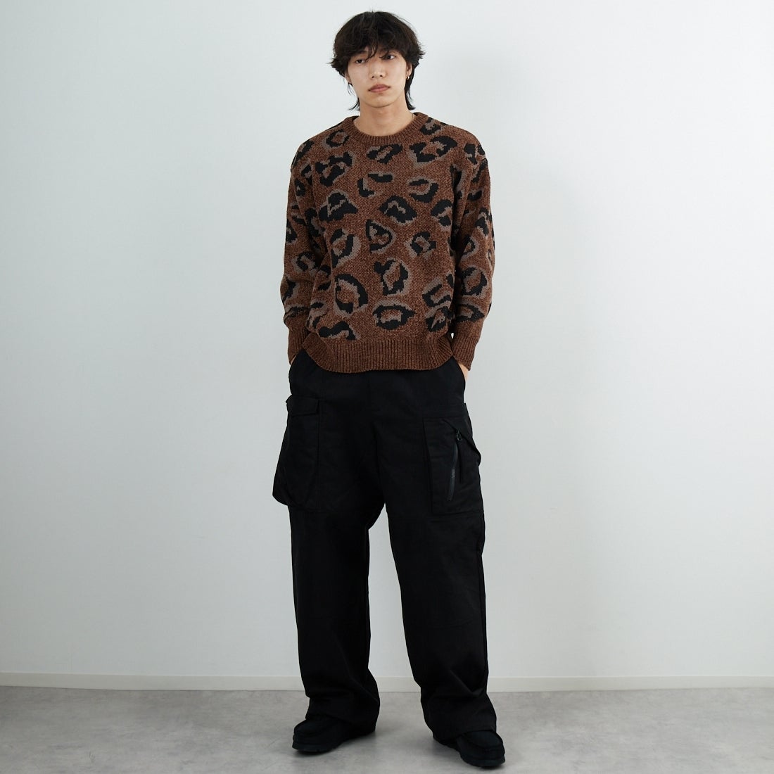 SLICK [スリック] モールヤーン レオパードジャカード プルオーバーニット [5151056] 500 BROWN &&モデル身長：179cm 着用サイズ：1&&