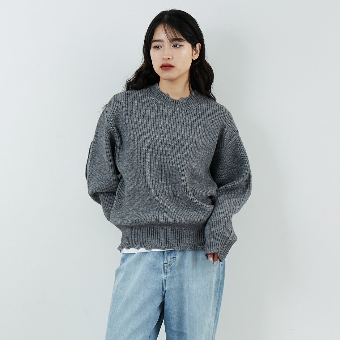 SLICK [スリック] マイクロヤーン クルーネックダメージニット