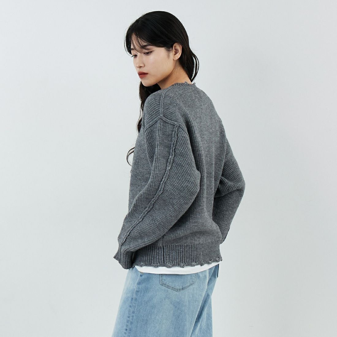 SLICK [スリック] マイクロヤーン クルーネックダメージニット [5151066] 801 H.GRAY &&モデル身長：162cm 着用サイズ：0&&