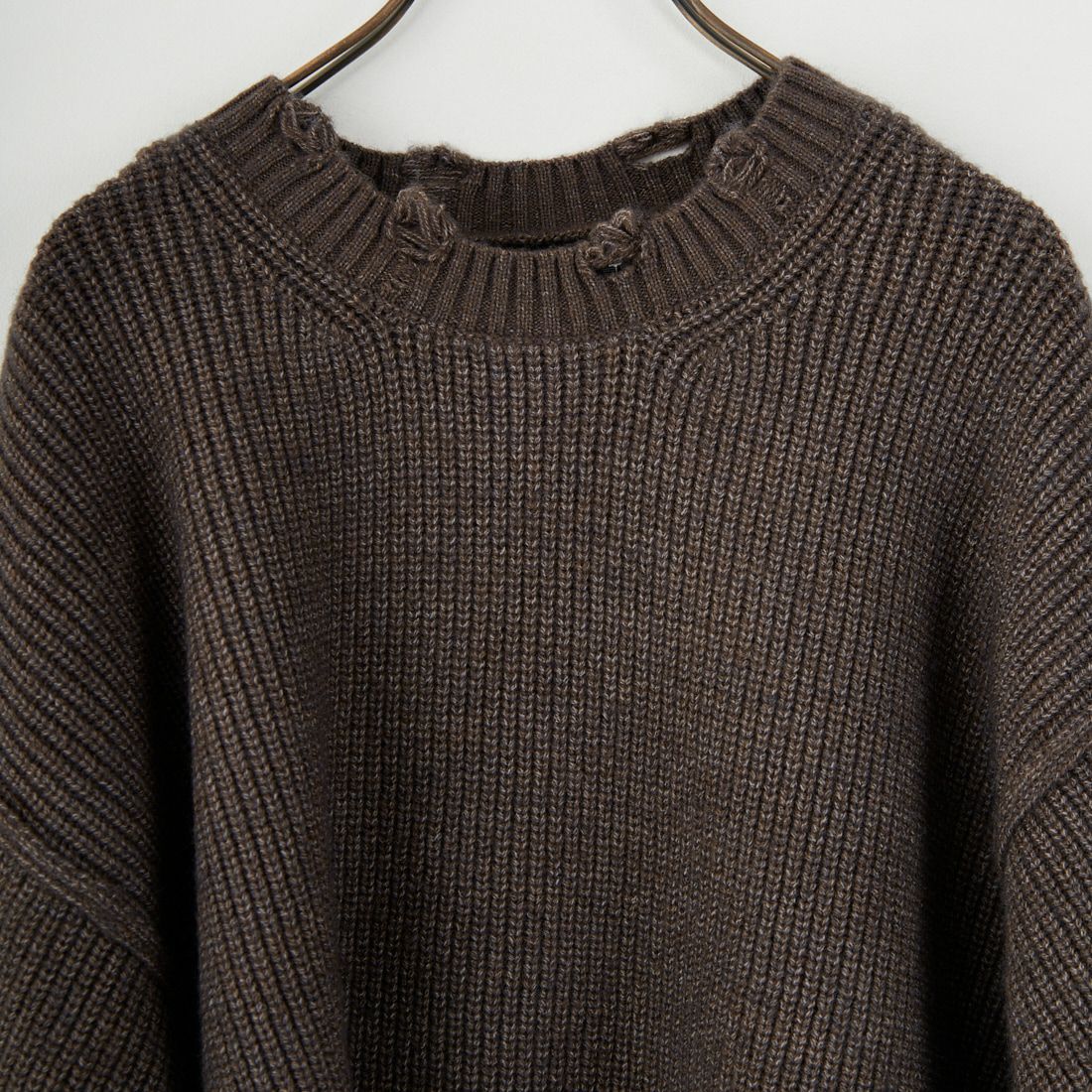 SLICK [スリック] マイクロヤーン クルーネックダメージニット [5151066] 500 BROWN