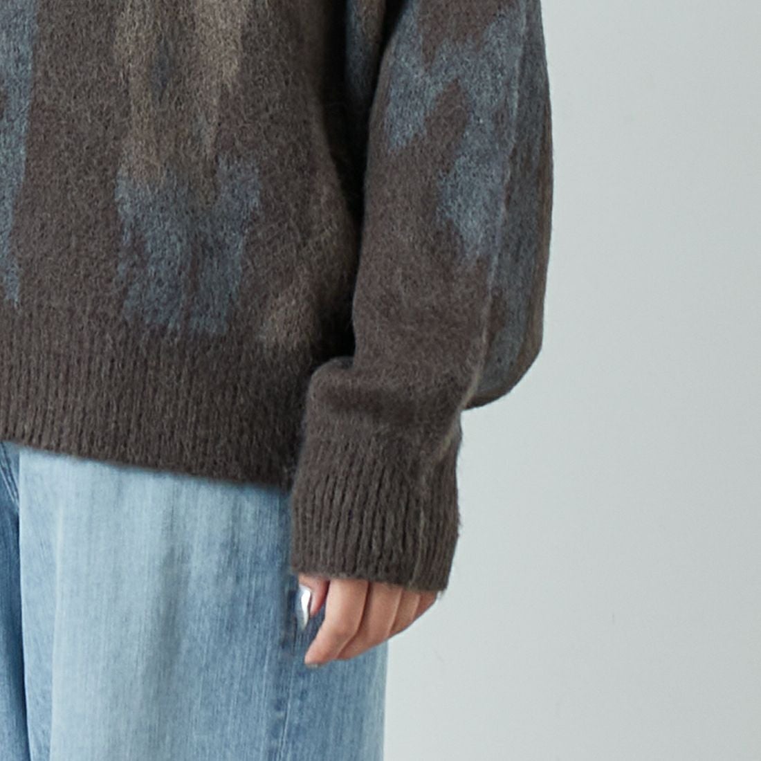 SLICK [スリック] シャギーモヘア アブストラクトジャガードプルオーバー [5151058] 500 BROWN &&モデル身長：162cm 着用サイズ：0&&