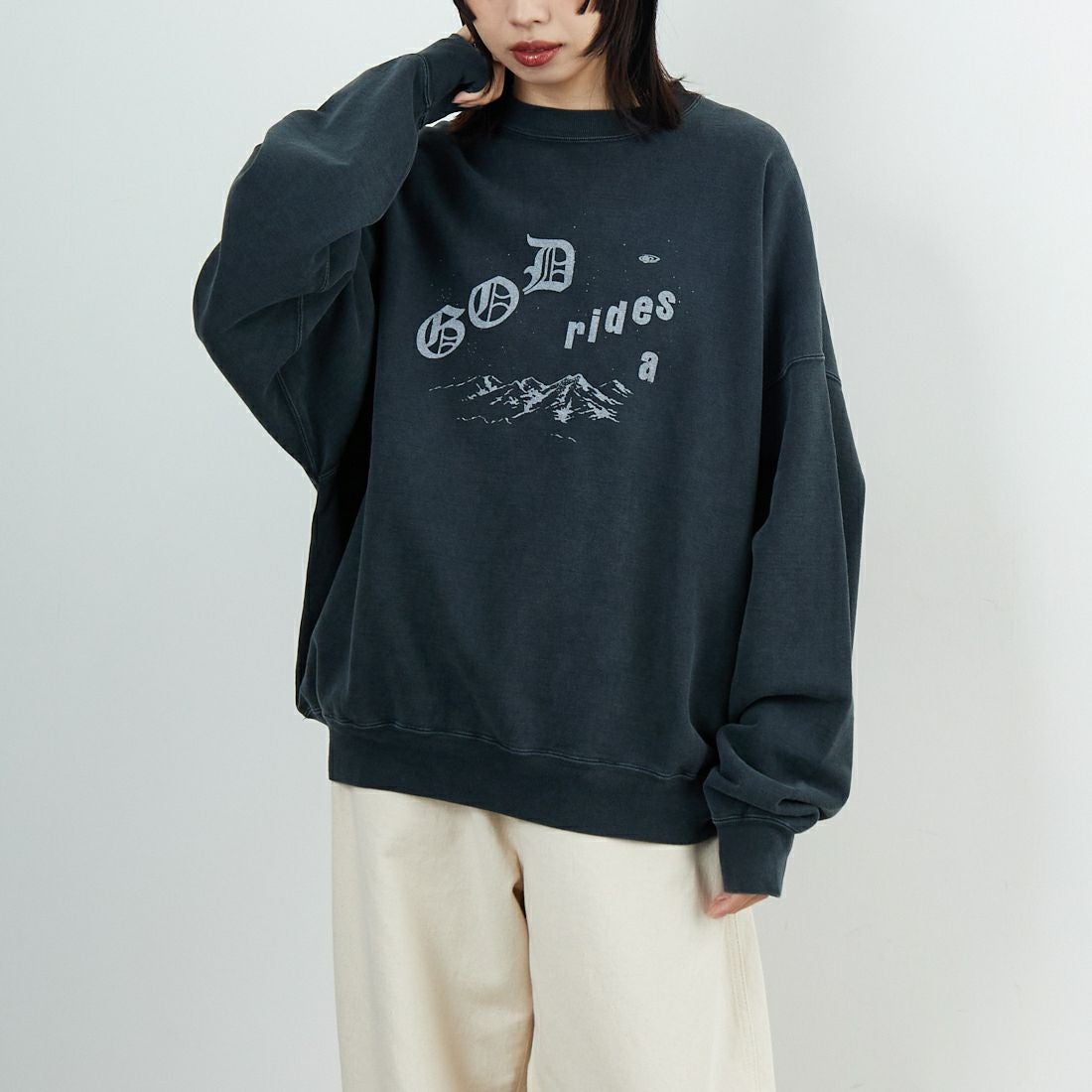 BLACK&&モデル身長：162cm 着用サイズ：M&&