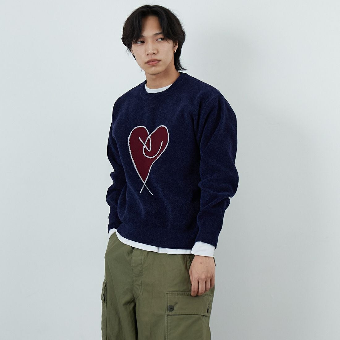 33Degrees [サーティスリーディグリーズ] グラフィックモールクルーネックニット [ND-25755017] 92 NAVY &&モデル身長：179cm 着用サイズ：M&&