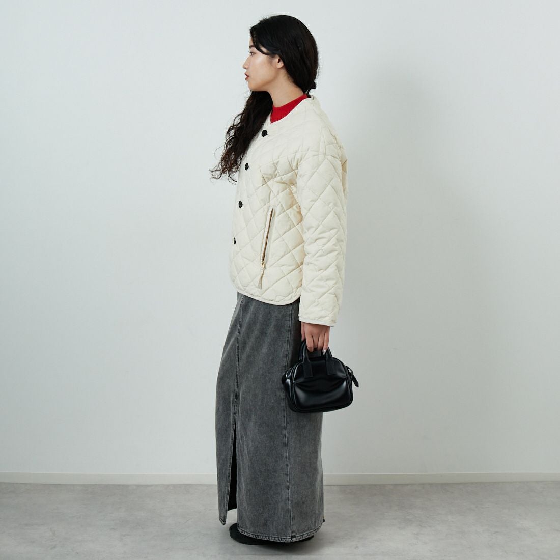 Gymphlex [ジムフレックス] キルトダウンカラーレスジャケット [GY-A0431NYM] OYSTER &&モデル身長：162cm 着用サイズ：14&&