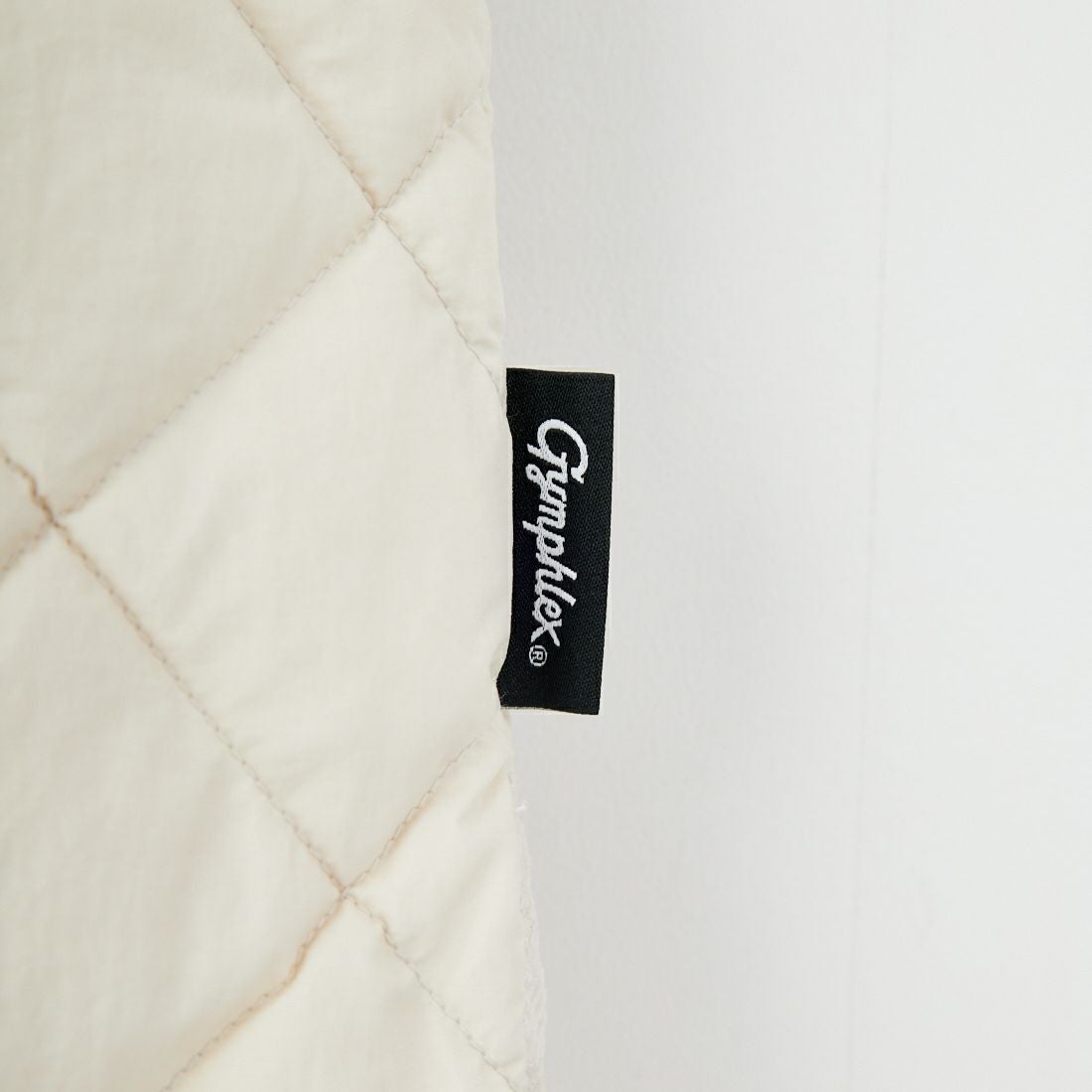 Gymphlex [ジムフレックス] キルトダウンカラーレスジャケット [GY-A0431NYM] OYSTER