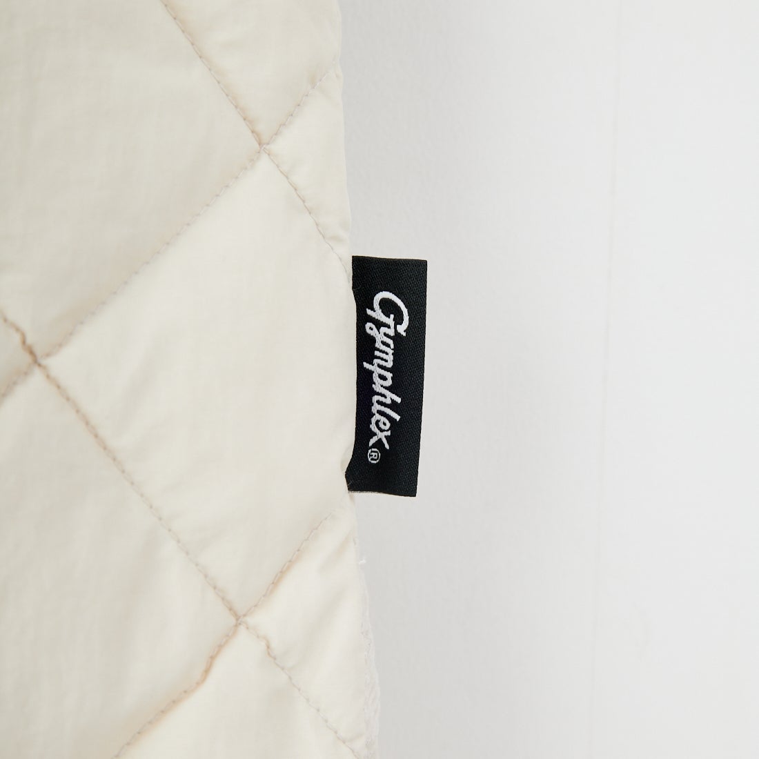 Gymphlex [ジムフレックス] キルトダウンカラーレスジャケット [GY-A0431NYM] OYSTER