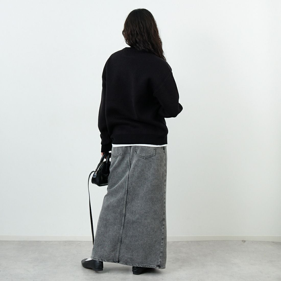 Noir Fabrik [ヌワールファブリック] 人物像柄ダブルジャガードニット [NF-254-097] C BLK/ORG C BLK/ORG &&モデル身長：162cm 着用サイズ：S&&