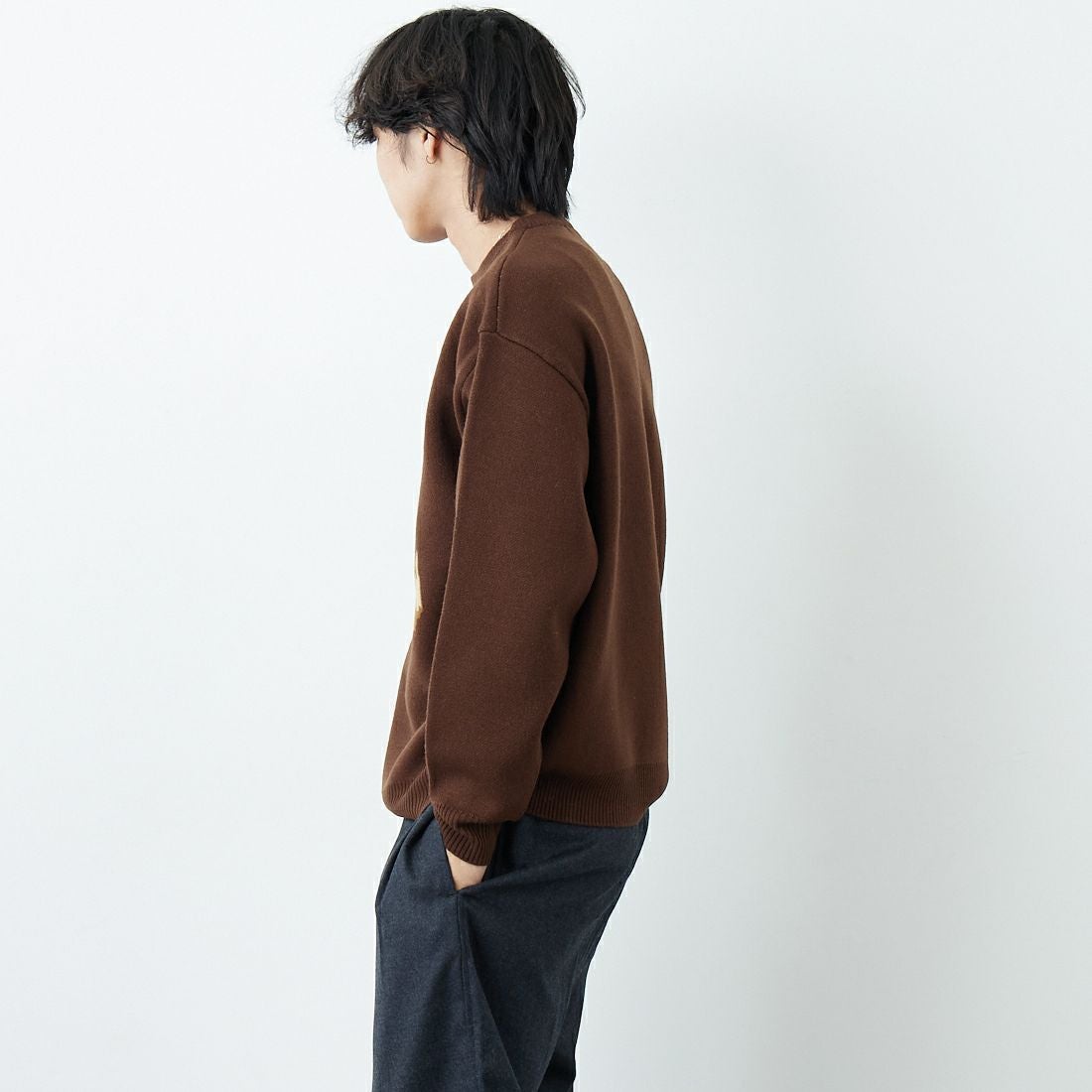 Noir Fabrik [ヌワールファブリック] 人物像柄ダブルジャガードニット [NF-254-097] B BRN/BEG &&モデル身長：179cm 着用サイズ：M&&