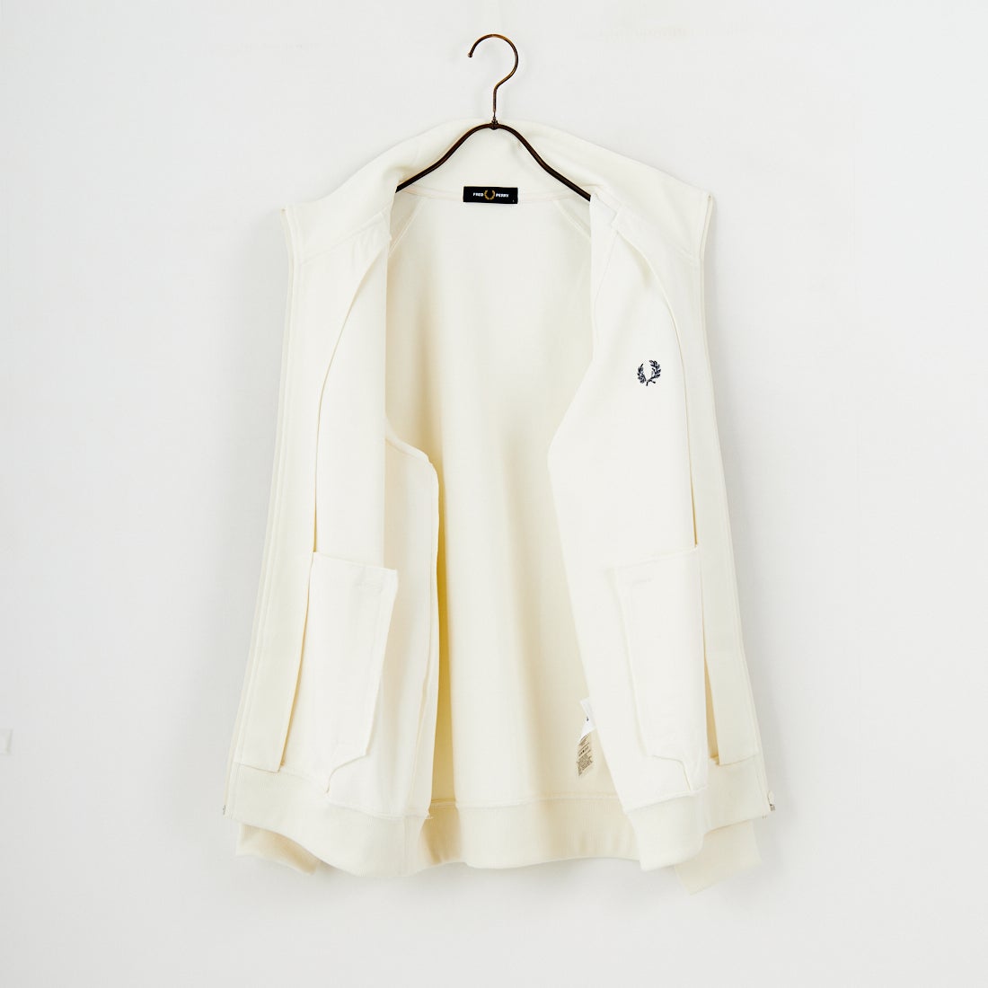 FRED PERRY [フレッドペリー] 別注 配色ライン トラックジャケット [FPM-25A-029JF] ECRU/ANCHO