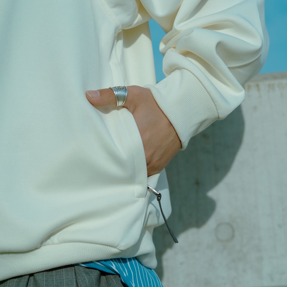 FRED PERRY [フレッドペリー] 別注 トラック クルーネックプルオーバー [FPM-25A-030JF] ECRU/ANCHO