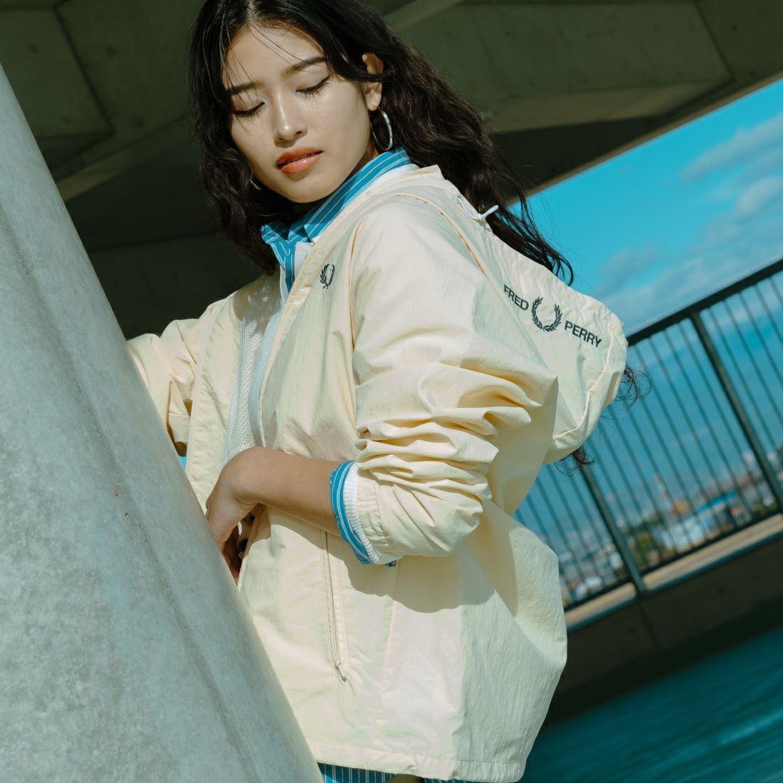 FRED PERRY [フレッドペリー] 別注 フード刺繍 ナイロンシェル