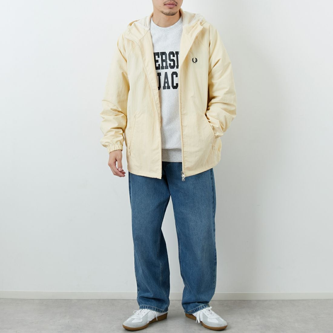 FRED PERRY [フレッドペリー] 別注 フード刺繍 ナイロンシェル