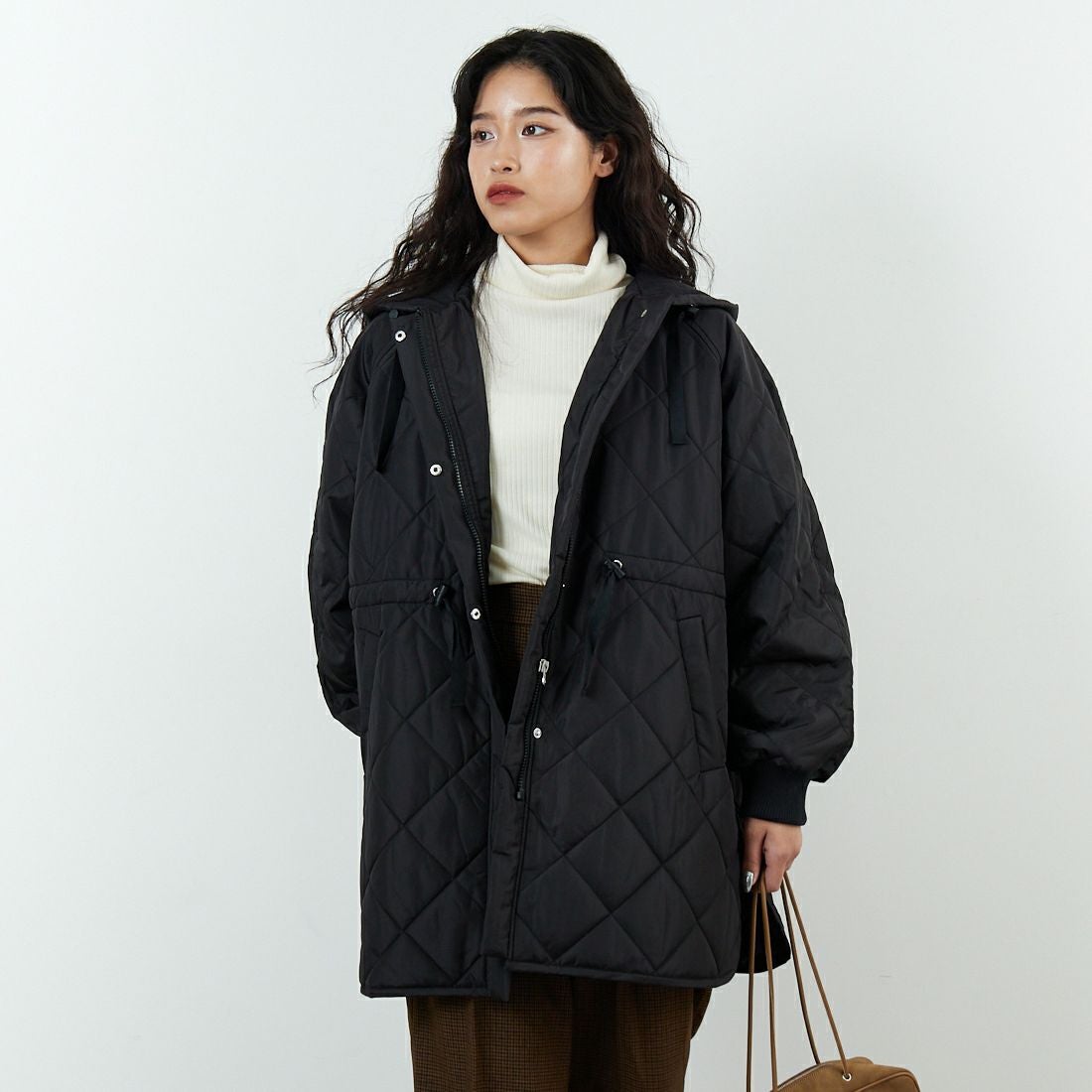 Jeans Factory Clothes [ジーンズファクトリークローズ] ウエストドローキルティングジャケット [LFF707] 840 BLACK &&モデル身長：162cm 着用サイズ：F&&