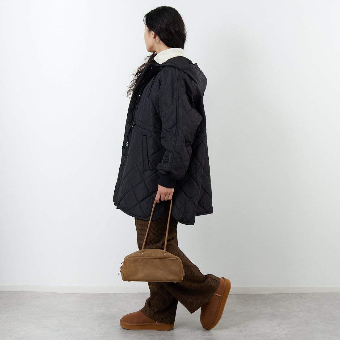 Jeans Factory Clothes [ジーンズファクトリークローズ] ウエストドローキルティングジャケット [LFF707] 840 BLACK &&モデル身長：162cm 着用サイズ：F&&