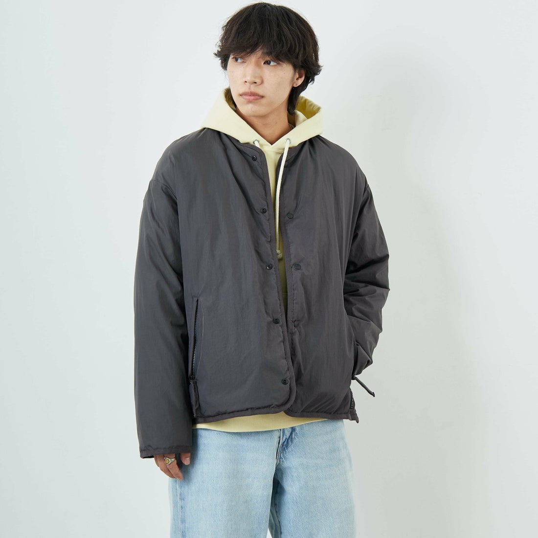 TAION [タイオン] 別注 リバーシブル ライトダウンジャケット [TAION-JF001] D.CHARCOAL &&モデル身長：179cm 着用サイズ：L&&