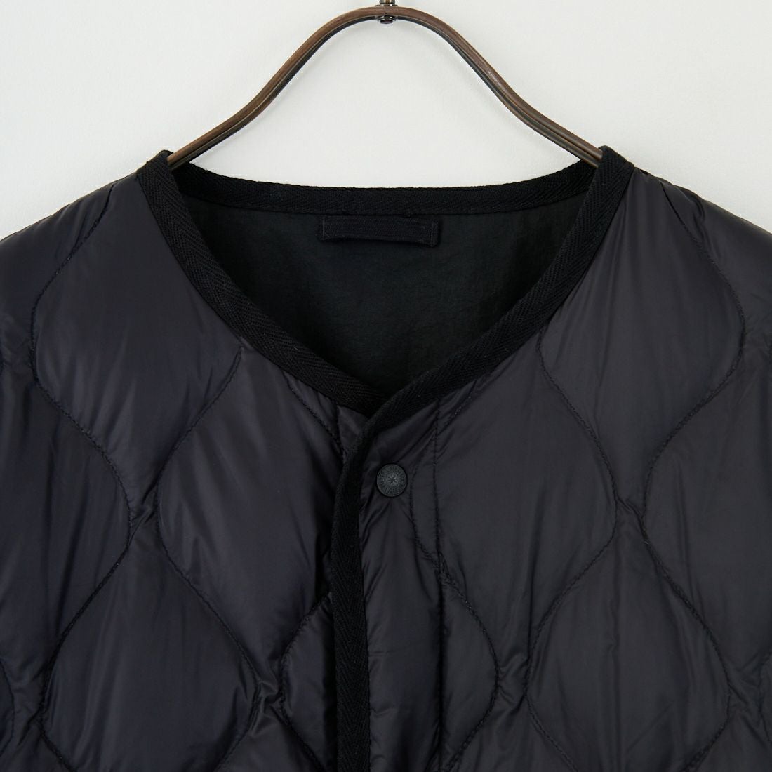 TAION [タイオン] 別注 リバーシブル ライトダウンジャケット [TAION-JF001] BLACK