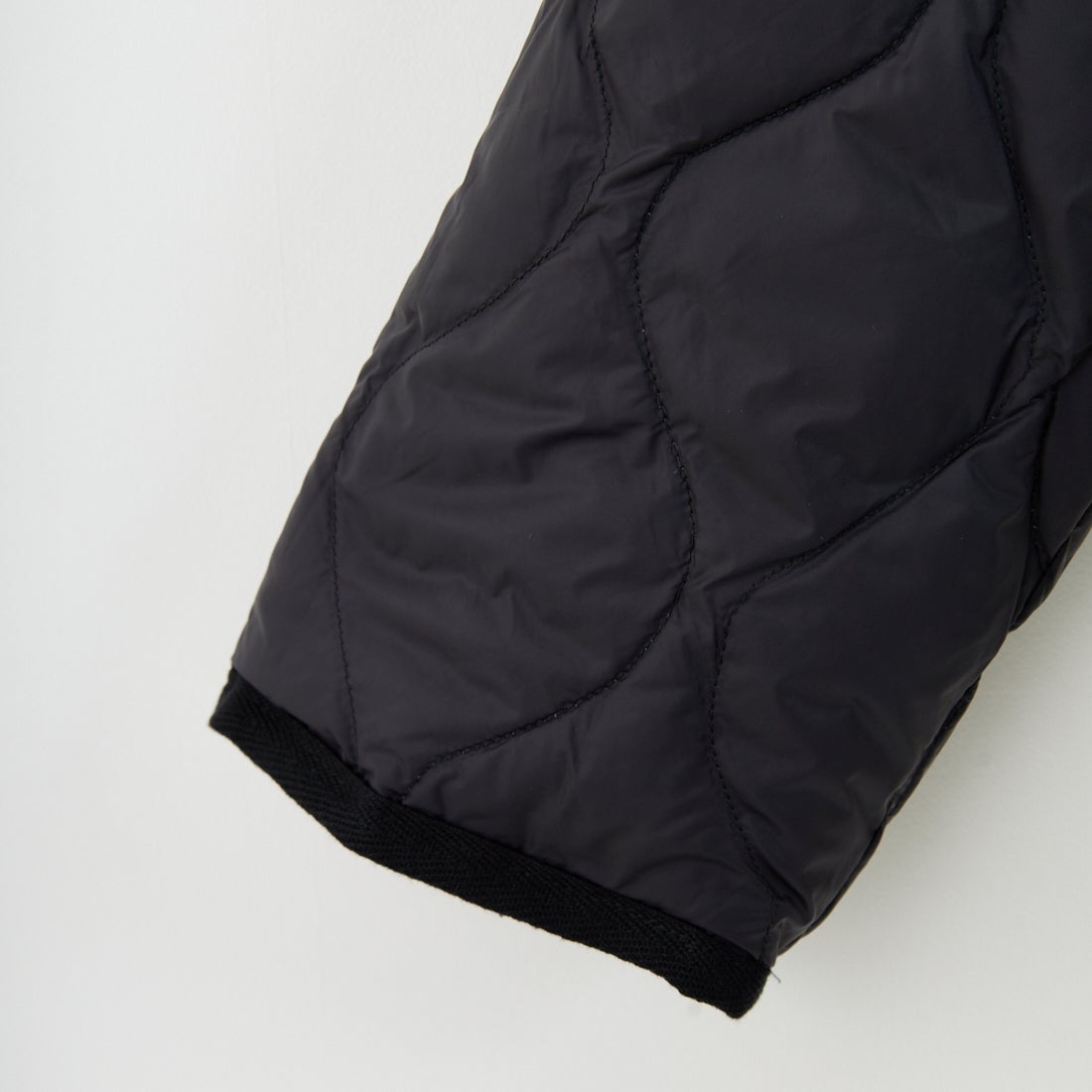 TAION [タイオン] 別注 リバーシブル ライトダウンジャケット [TAION-JF001] BLACK