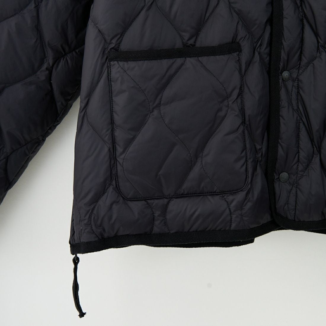 TAION [タイオン] 別注 リバーシブル ライトダウンジャケット [TAION-JF001] BLACK