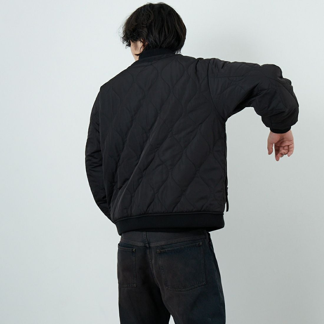 HELLO CALIF [ハローカリフ] キルティングボンバージャケット [511002IN] BLACK &&モデル身長：179cm 着用サイズ：M&&