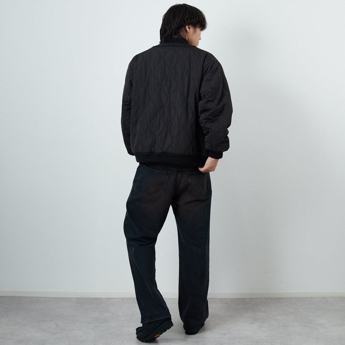 HELLO CALIF [ハローカリフ] キルティングボンバージャケット [511002IN] BLACK &&モデル身長：179cm 着用サイズ：M&&