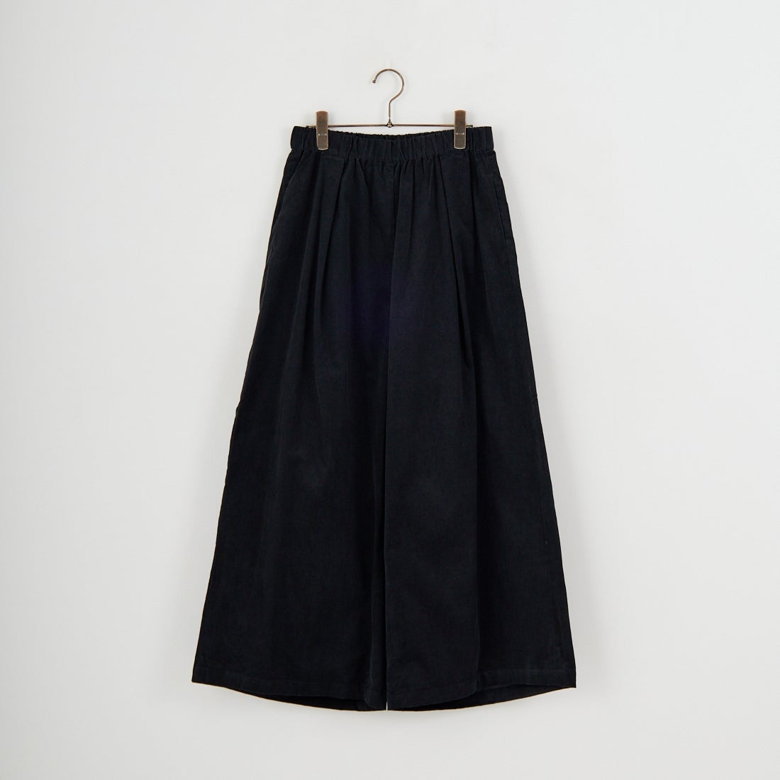 mizuiro ind [ミズイロインド] コーデュロイタックワイドパンツ [4-260067] 99 BLACK