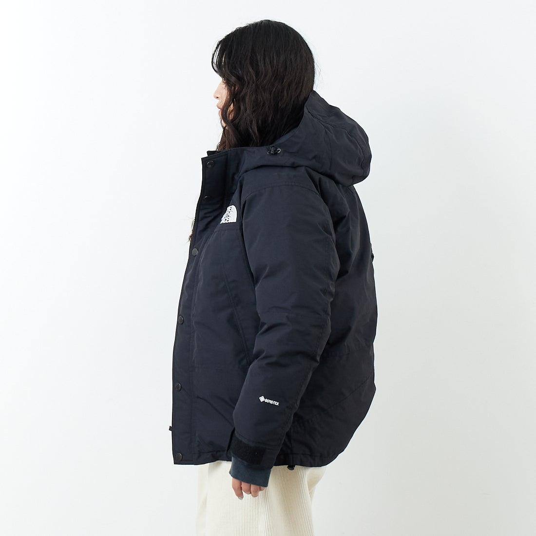 THE NORTH FACE [ザ ノースフェイス] マウンテンダウンジャケット [ND92549] K &&モデル身長：162cm 着用サイズ：XS&&