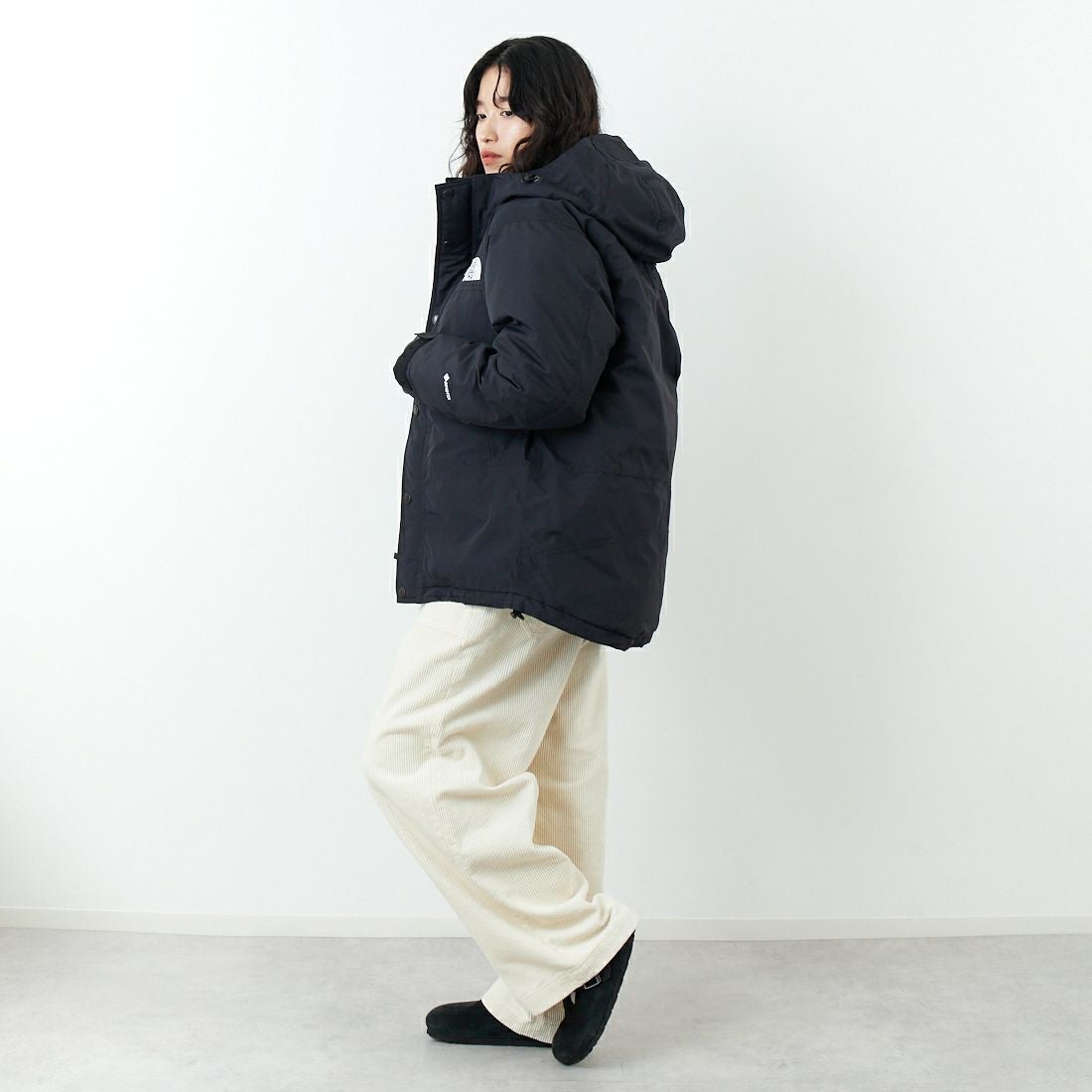 THE NORTH FACE [ザ ノースフェイス] マウンテンダウンジャケット [ND92549] K &&モデル身長：162cm 着用サイズ：XS&&
