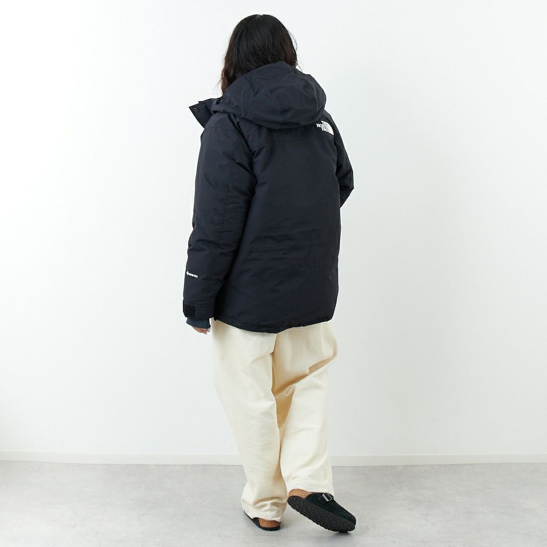 THE NORTH FACE [ザ ノースフェイス] マウンテンダウンジャケット [ND92549] K &&モデル身長：162cm 着用サイズ：XS&&
