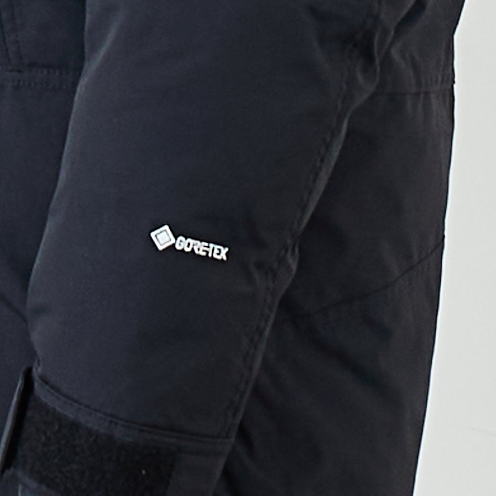 THE NORTH FACE [ザ ノースフェイス] マウンテンダウンジャケット [ND92549] K &&モデル身長：162cm 着用サイズ：XS&&