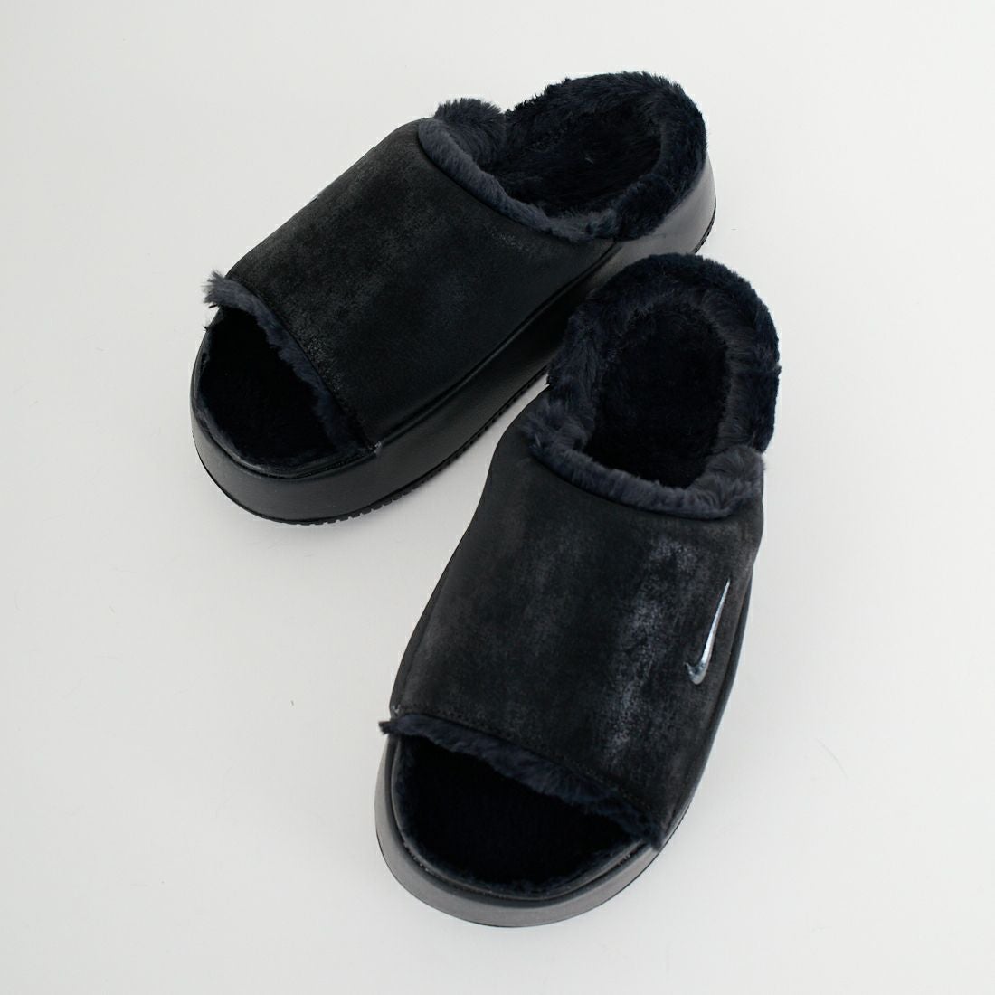 NIKE [ナイキ] カームエレベーションファー スライドサンダル [HV8560] 001 BLACK