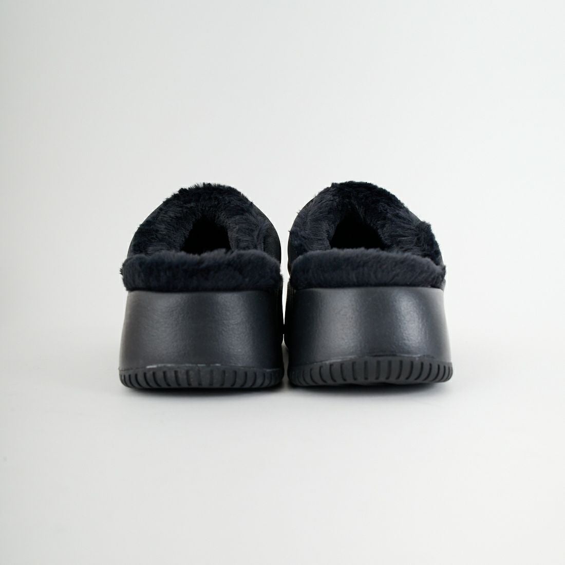 NIKE [ナイキ] カームエレベーションファー スライドサンダル [HV8560] 001 BLACK