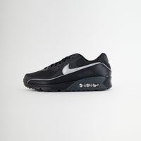 002 BLACK