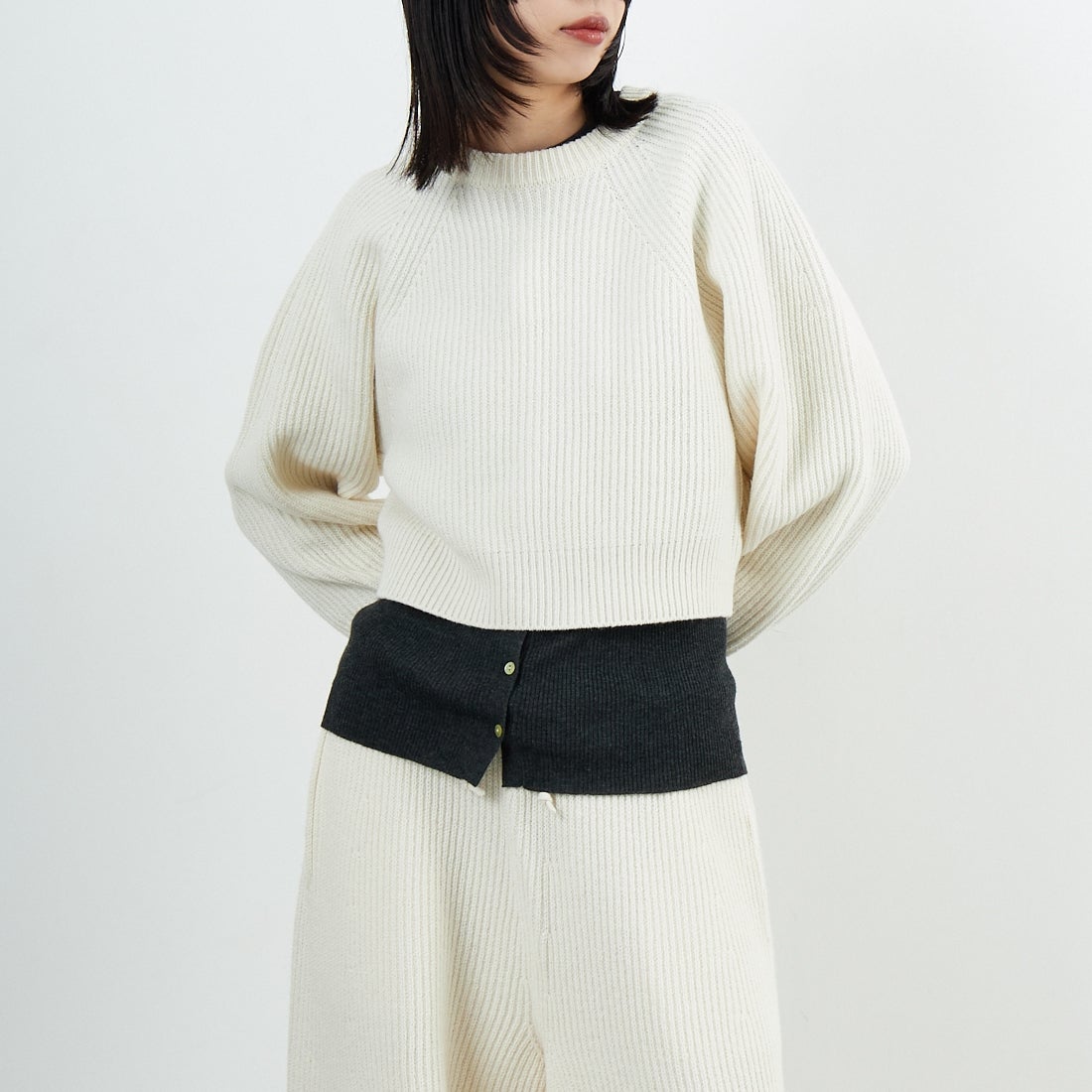 UNFIL [アンフィル] ウーレンコットン&EXファインラムウール リブニットプルオーバー [WVFL-UW123] OFF WHITE &&モデル身長：162cm 着用サイズ：1&&