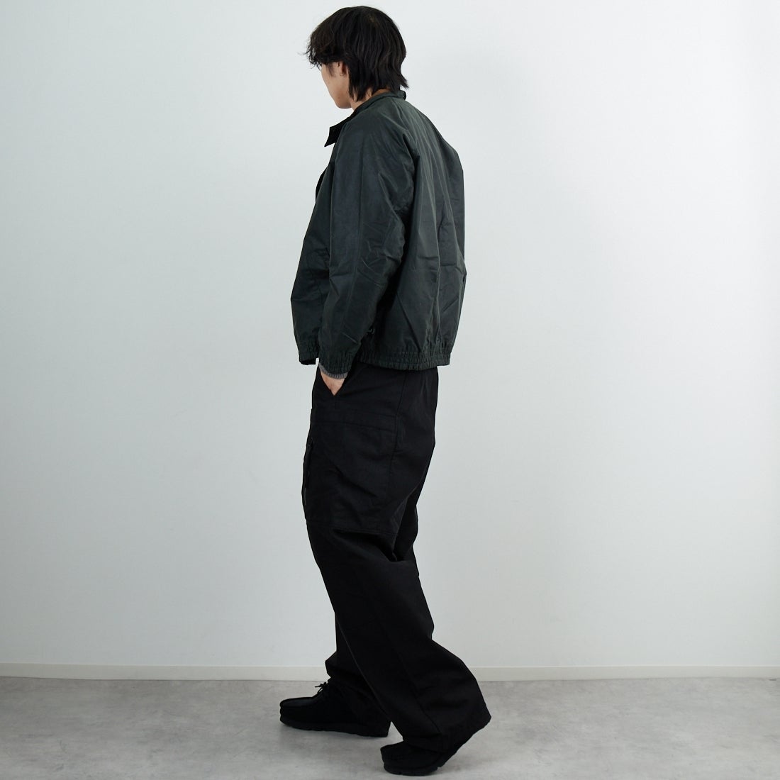 Barbour [バブアー] TRANSPORT/トランスポート スタンドカラーワックスブルゾン [MWX2497] SG91 &&モデル身長：179cm 着用サイズ：38&&