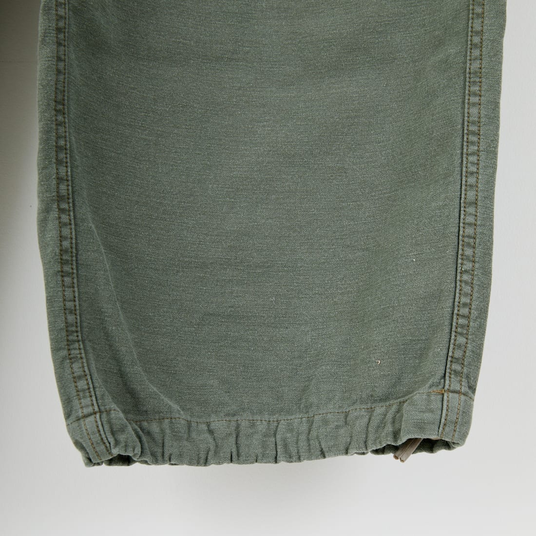 GOLD [ゴールド] ライトバックサテン イージーカーゴパンツ [GL42578] 149 OLIVE