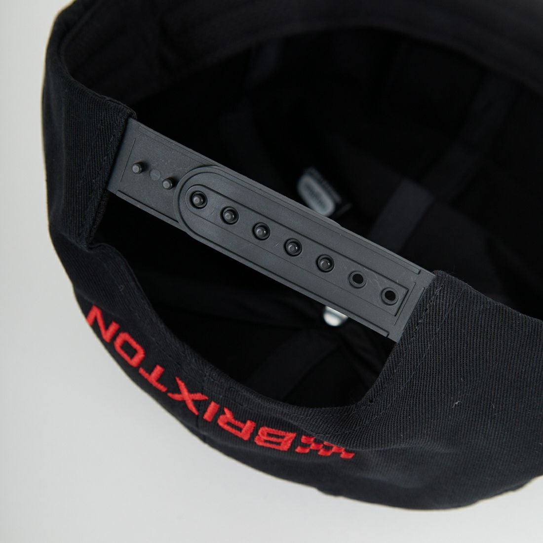 BRIXTON [ブリクストン] Coors LIGHT ギアスナップバックキャップ [11987] BLACK