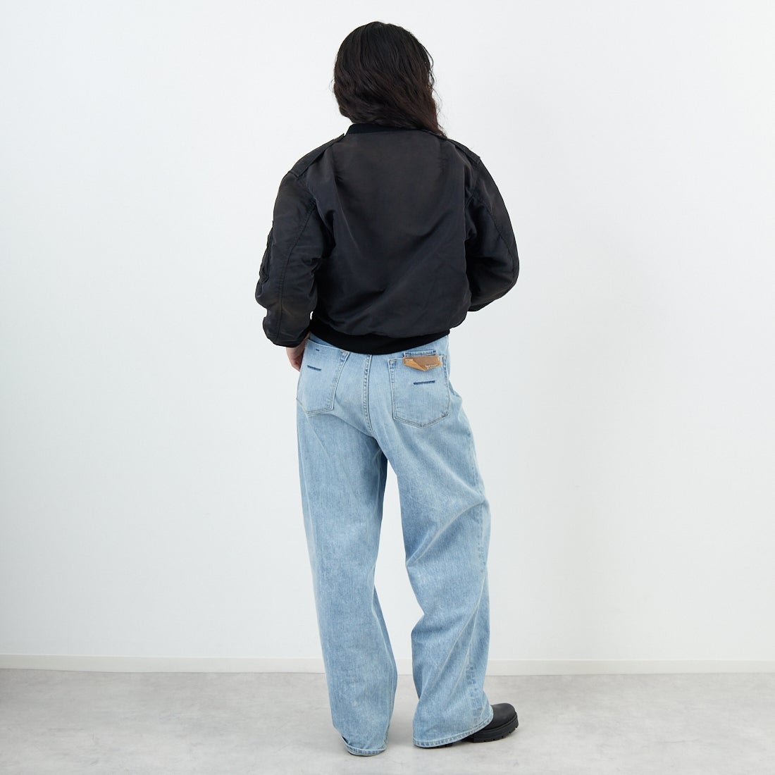 BOW WOW [バウワウ] L-2B エイジドフライトジャケット [BW252-L2FJ] AGED BLACK &&モデル身長：162cm 着用サイズ：S&&