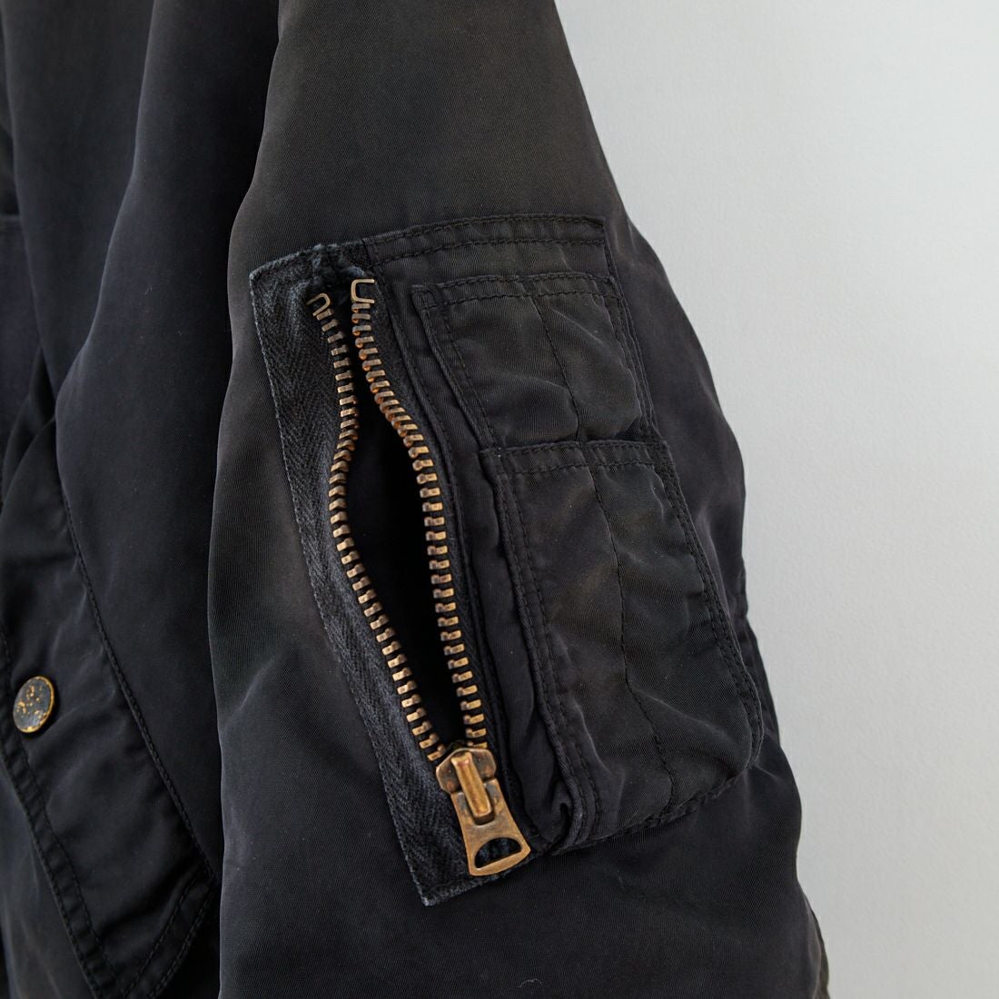 BOW WOW [バウワウ] L-2B エイジドフライトジャケット [BW252-L2FJ] AGED BLACK