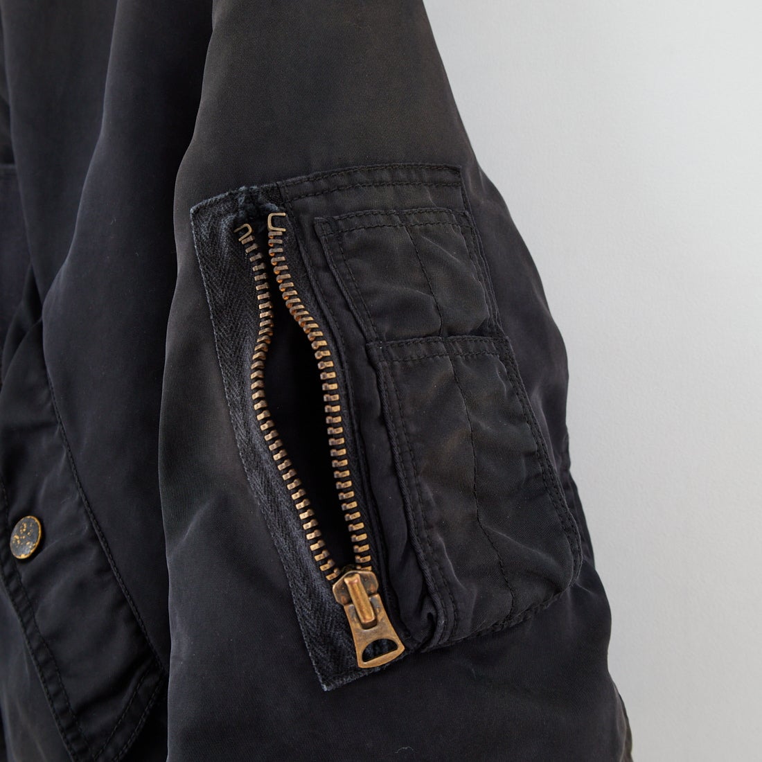 BOW WOW [バウワウ] L-2B エイジドフライトジャケット [BW252-L2FJ] AGED BLACK