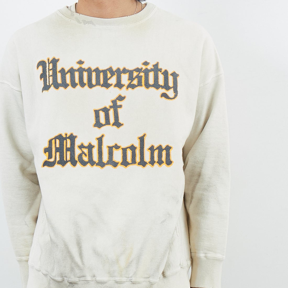 BOW WOW [バウワウ] UNIV.マクラーレン レタリングエイジドスウェット [BW252-UMLS] AGED WHITE &&モデル身長：179cm 着用サイズ：L&&