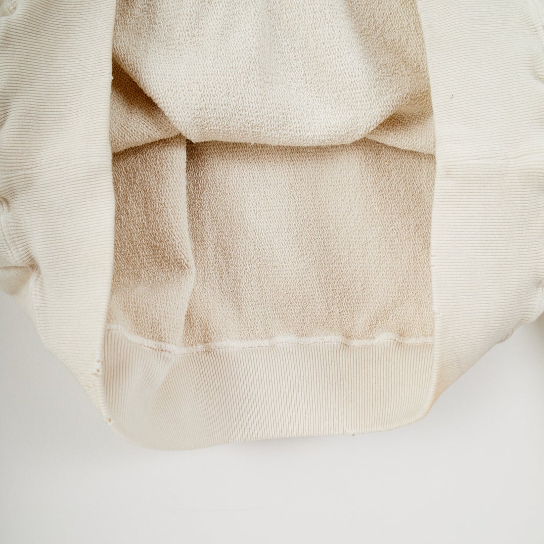 BOW WOW [バウワウ] UNIV.マクラーレン レタリングエイジドスウェット [BW252-UMLS] AGED WHITE