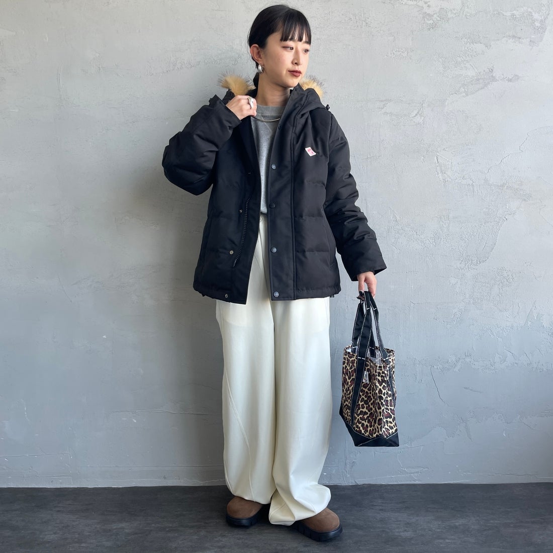 DANTON [ダントン] ショート丈 タッサーダウンジャケット [DT-A0007TPR]  &&モデル身長：150cm 着用サイズ：S&&