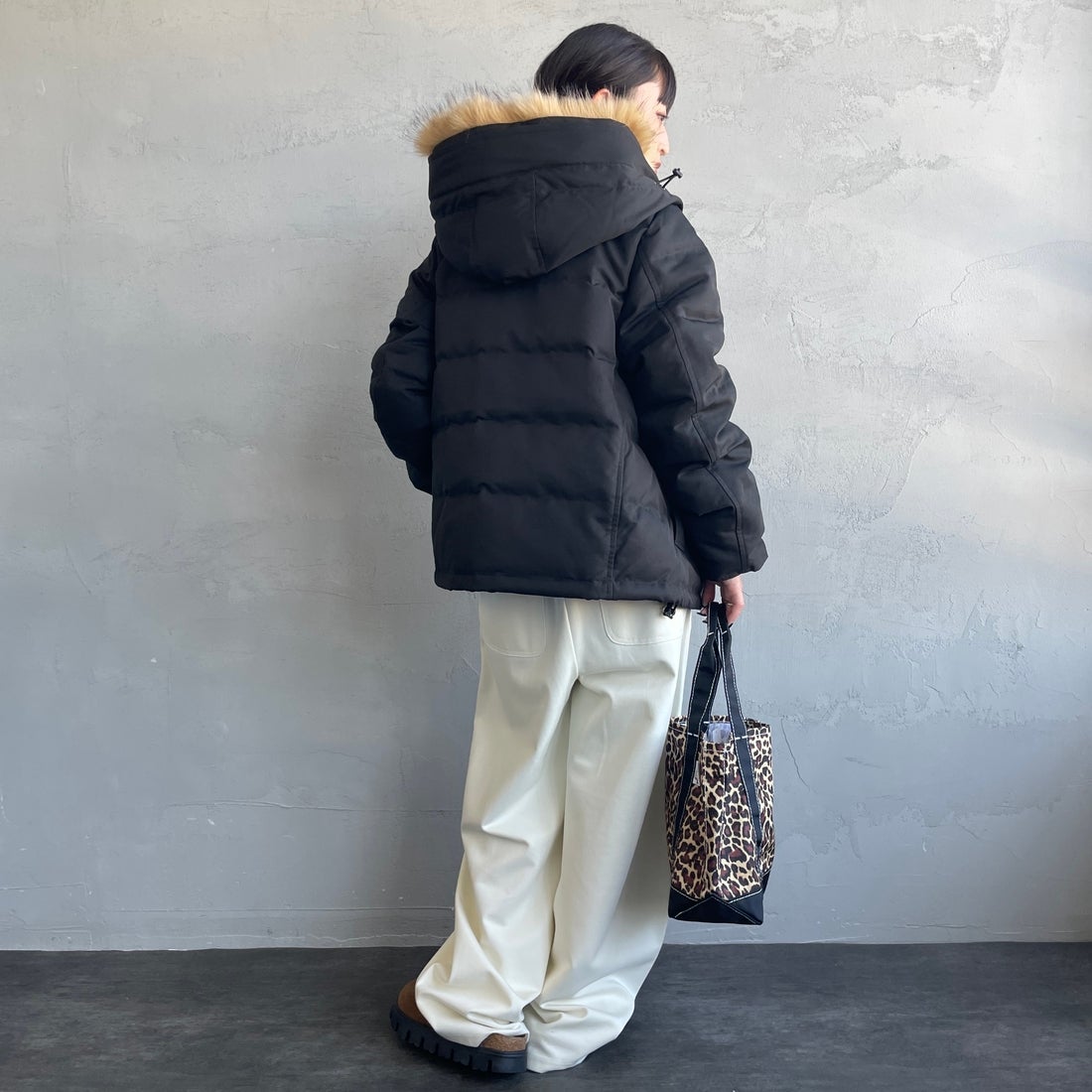 DANTON [ダントン] ショート丈 タッサーダウンジャケット [DT-A0007TPR]  &&モデル身長：150cm 着用サイズ：S&&